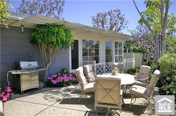 cottage