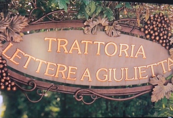 sign in movie Letters To Juliet