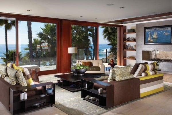 Family room 