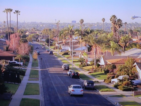 HBO TV Series "Enlightened" and The Mid-Century Style TV House