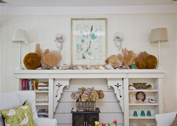 Mantle in Mermaid Manor